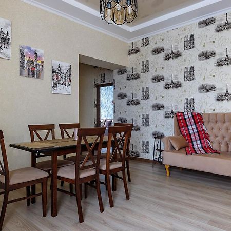 Historic Apartment Sofia In The Old Town 리비프 외부 사진